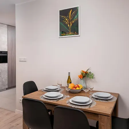 Apartwro 8th - Square, Railway Station * ורוצלב