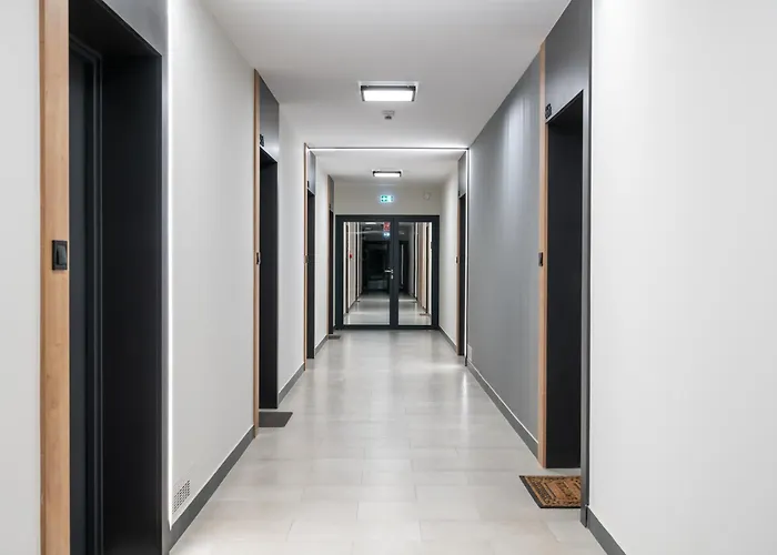 Apartwro 8th - Square, Railway Station * Wrocław